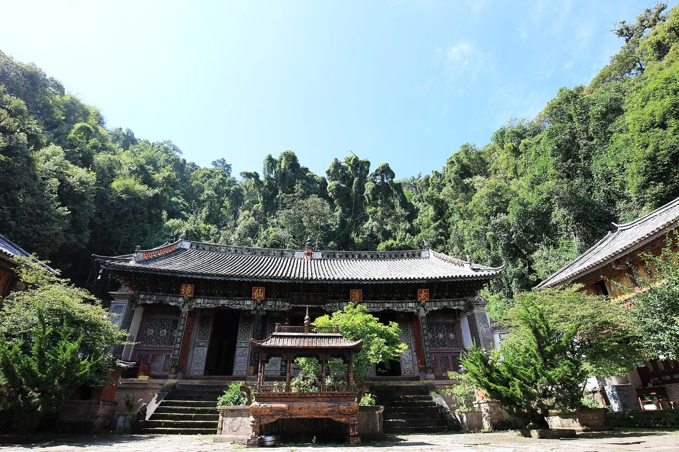 巍宝山青霞观
